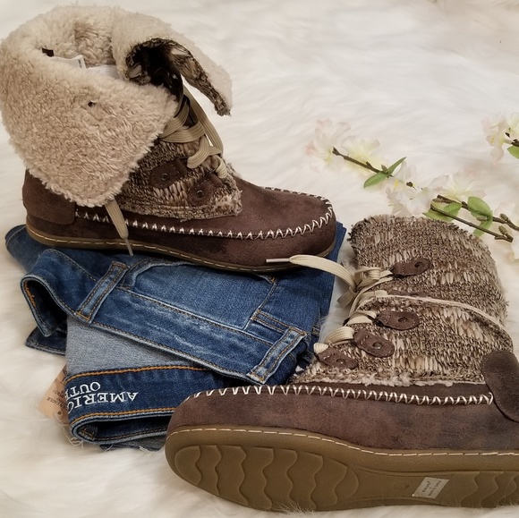 Muk Luks Shoes - 💖1LEFT!💖GORGEOUS LACE UP MAJOR PLUSH BOOT SZ 6💖